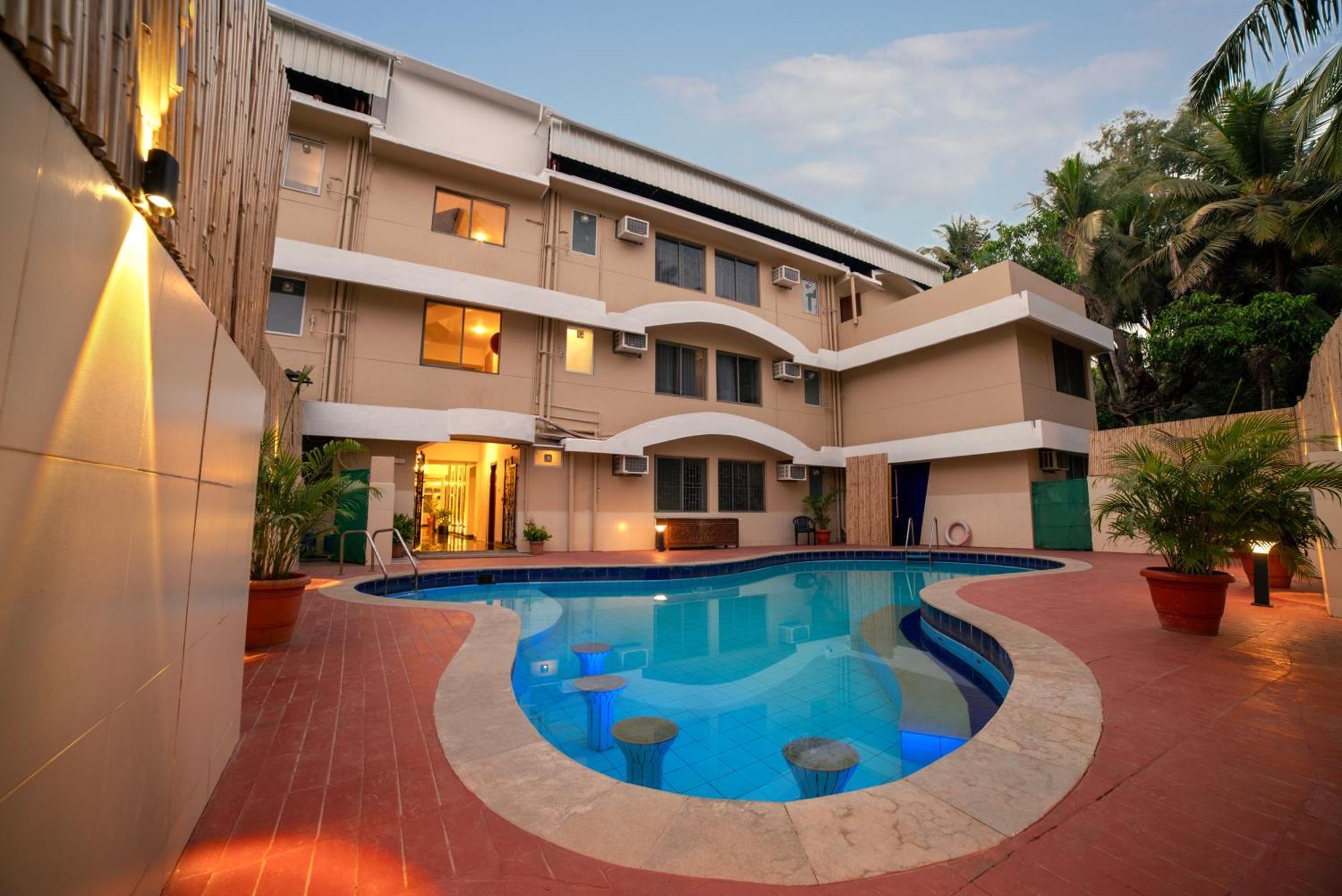 Hotel Treehouse Stamp Colva Exterior foto