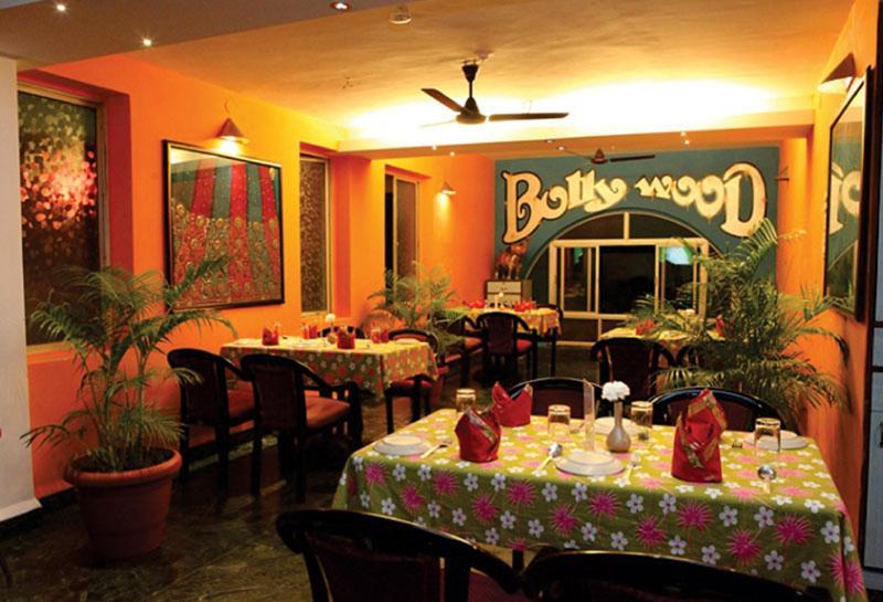 Hotel Treehouse Stamp Colva Exterior foto